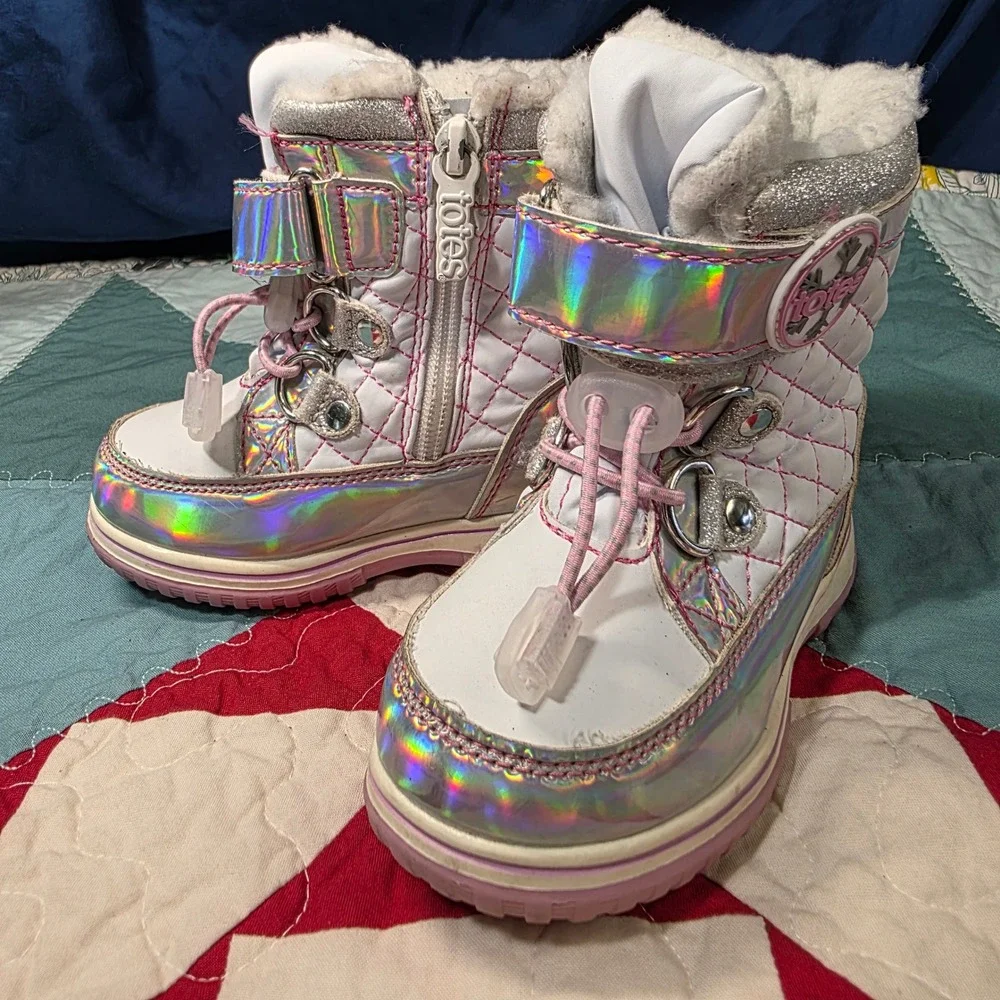 Totes Galactica Snow Boots Toddler 7T White Iridescent Holographic Quilted Zip‎
